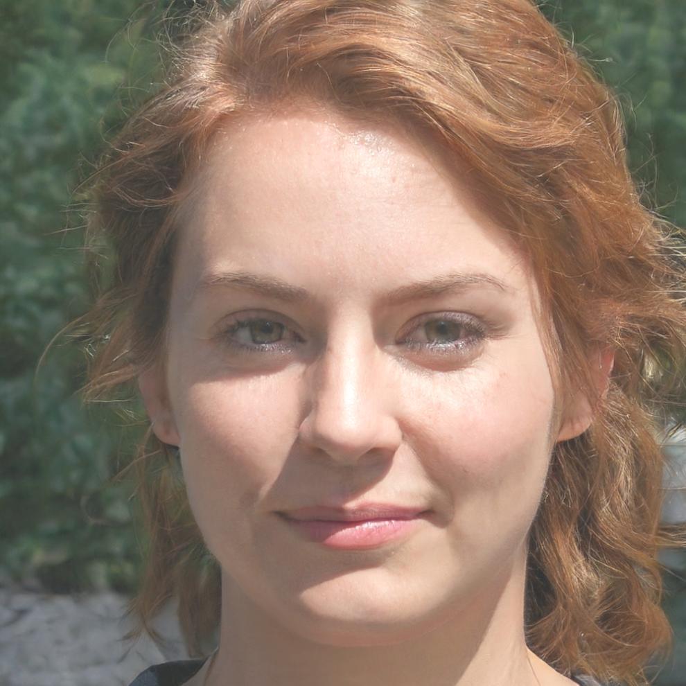 Freya Tomlinson, Program Coordinator